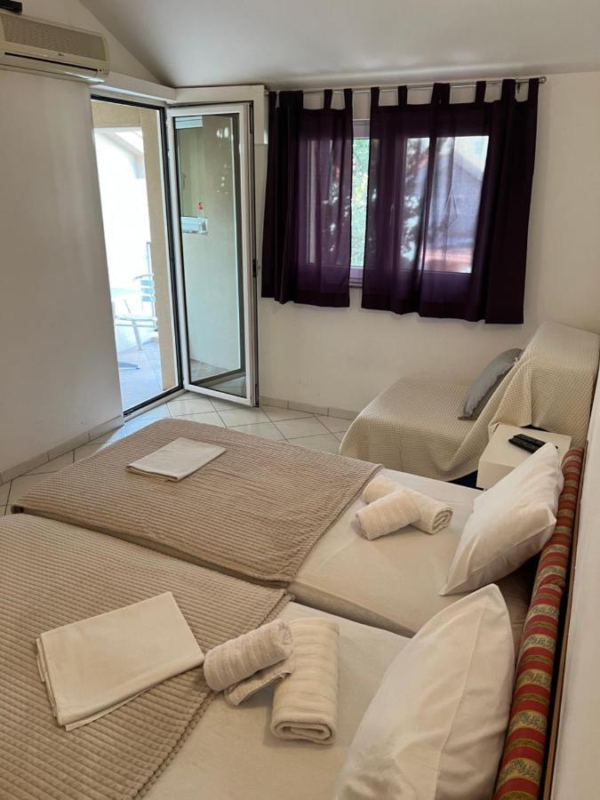 Ksenia And Apartment Budva